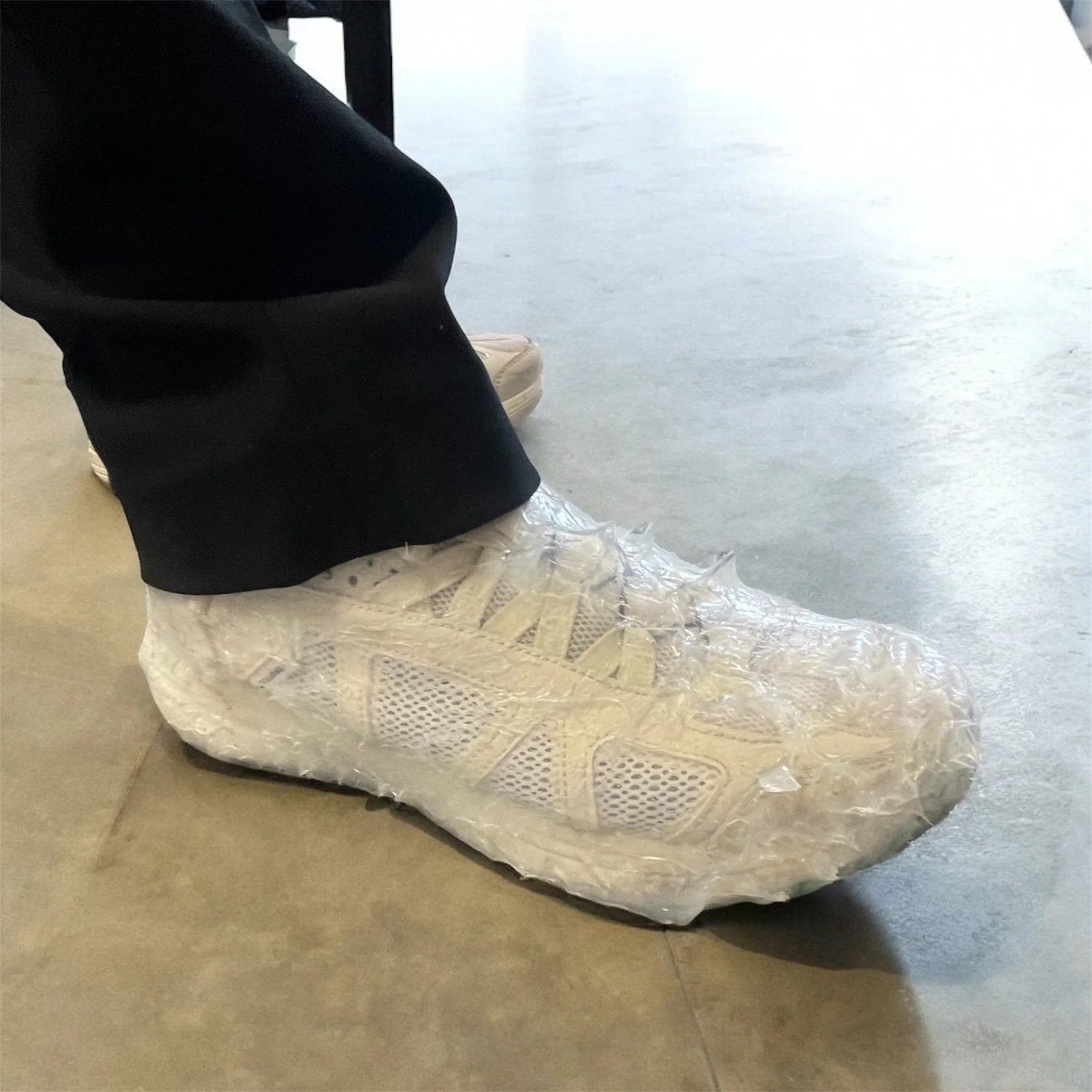 Venom Low shoe covers - Transparent - Glide Soles